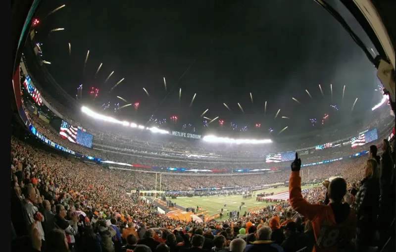 Sức chứa hơn 80.000 người cùng vị trí trong vùng đô thị lớn giúp New York New Jersey Stadium phù hợp với trận chung kết quy mô toàn cầu.