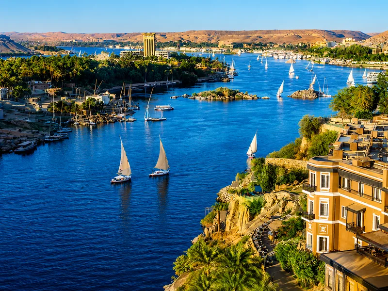 Sông Nile gắn liền với các thành phố, công trình và nền văn minh phát triển suốt hàng nghìn năm