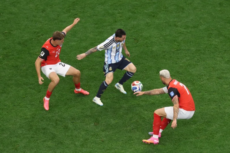 Dưới thời Scaloni, Messi được giải phóng khỏi nhiều nhiệm vụ phòng ngự để tập trung sáng tạo và dứt điểm