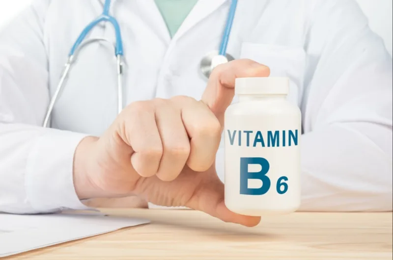 Vitamin B6, vitamin E và folate đều liên quan đến hoạt động thần kinh, nhưng việc bổ sung cần đúng liều và đúng nguyên nhân.